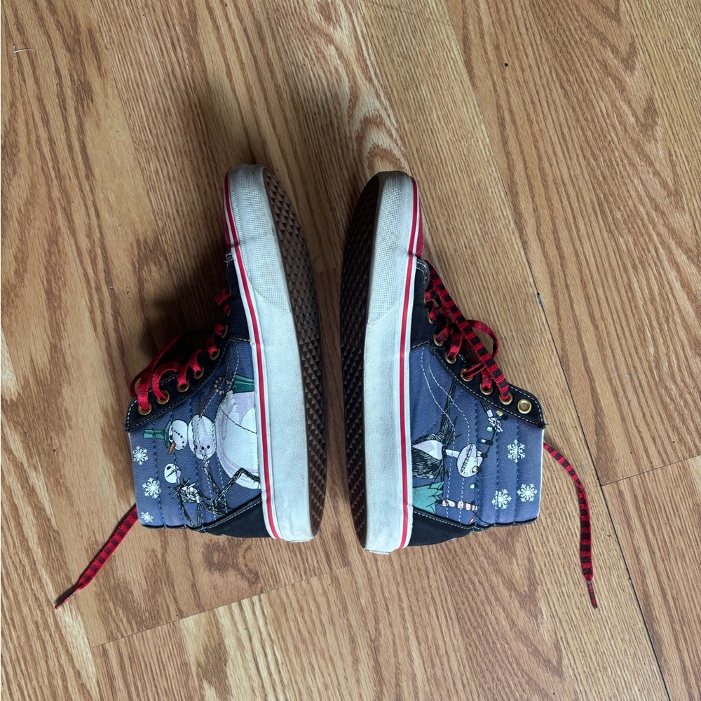 Vans x Disney Nightmare Before Christmas 7.5 women’s 6 men’s